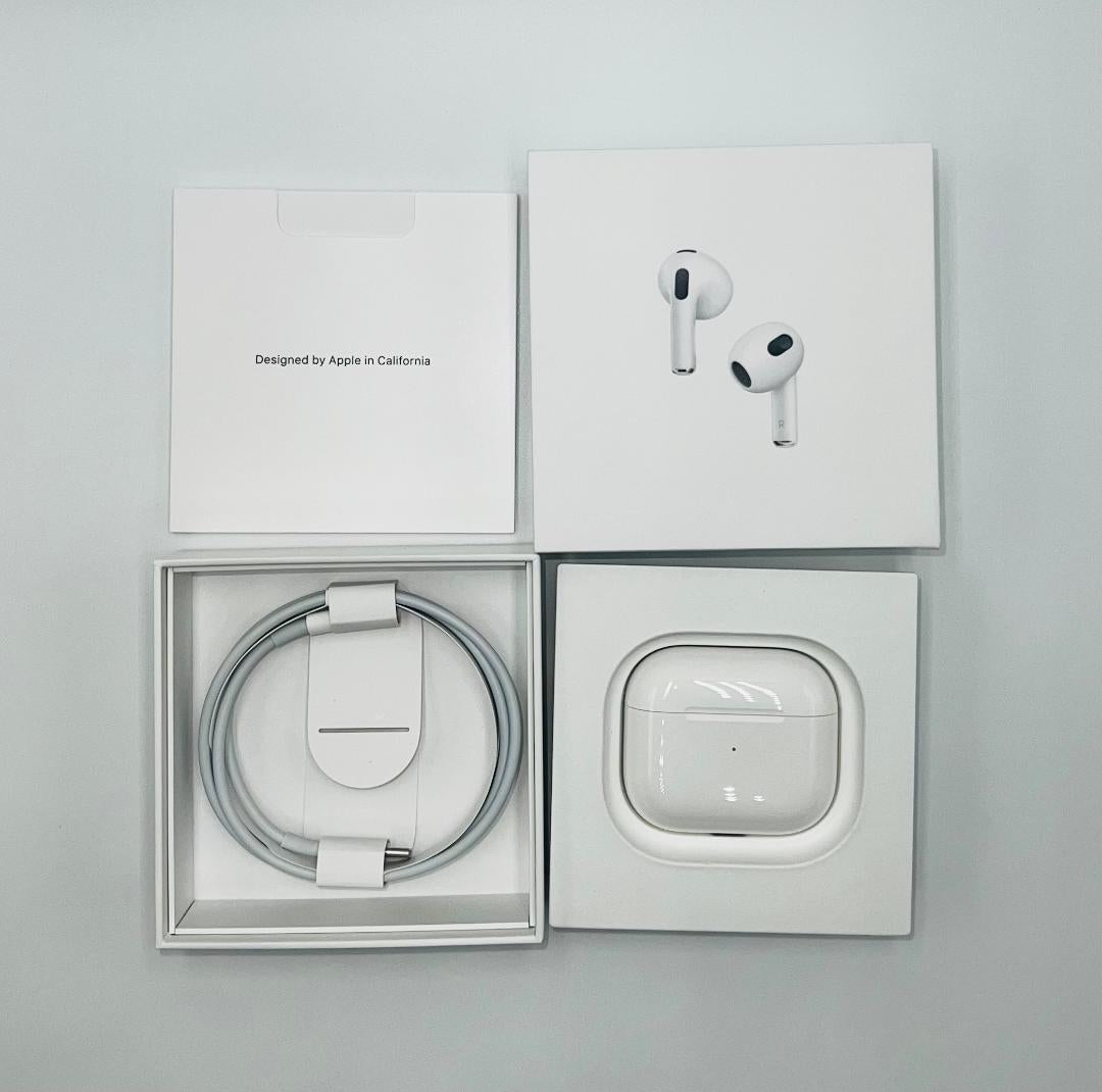 Apple AirPods 3rd Generation Wireless In-Ear Headset - Good condition